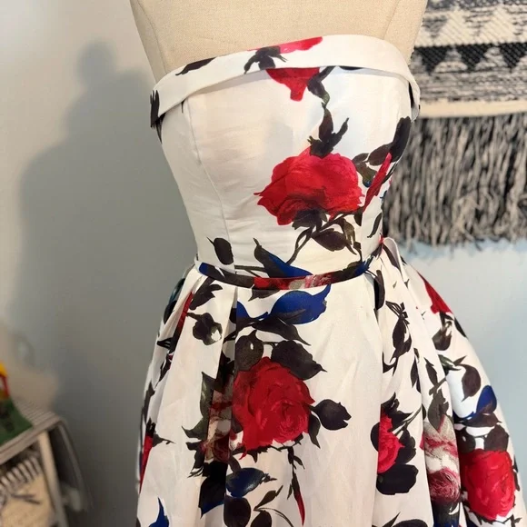 Mac Duggal Elegant White Dress - Picture 2 of 7